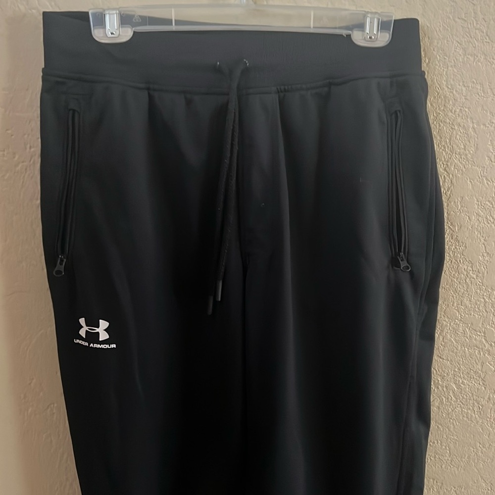 Men’s Coldgear Under Armour Fleece Lined Joggers Size Medium